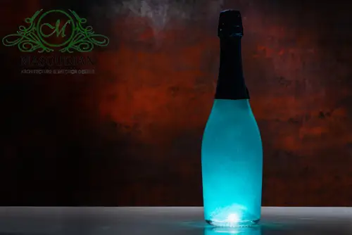 چراغ رومیزی بطری آبی برای دکوراسیون پذیرایی